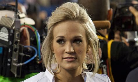 Carrie Underwood Reveals She Got 40 Facial Stitches After An Accident