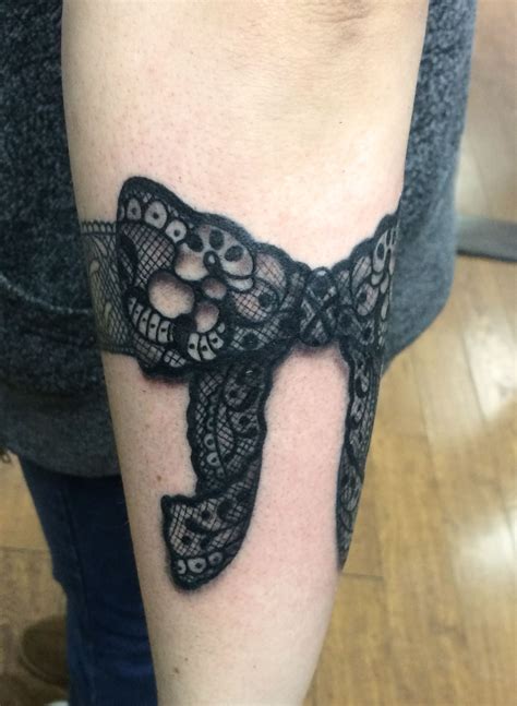 27 Lace Ribbon Tattoos For Girls And Women