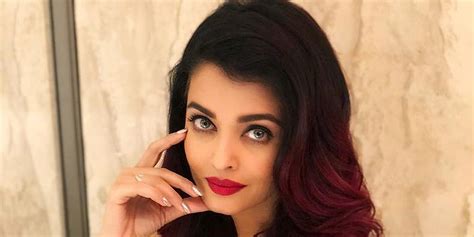 Know About Some Makeup Tips For Hazel Eyes in Hindi