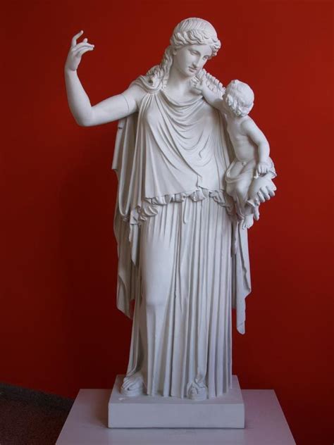 Virtuelles Antikenmuseum Goettingen Statue Der Eirene Mit Dem
