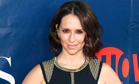 Jennifer love hewitt is an actress and singer who got her start on disney's kids incorporated as a child actor. Jennifer Love Hewitt Fortune 2020: âge, taille, poids ...