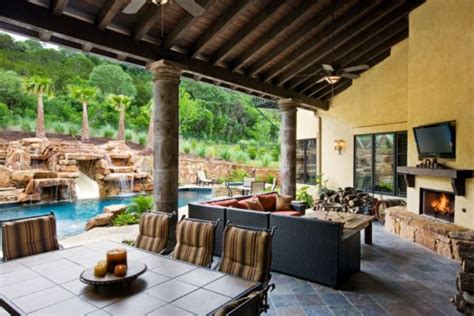 Tips For Creating The Perfect Outdoor Living Space