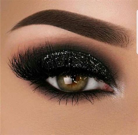 Pin By Lena Davar On Makeup Eye Makeup Smokey Eye Makeup Black Eye