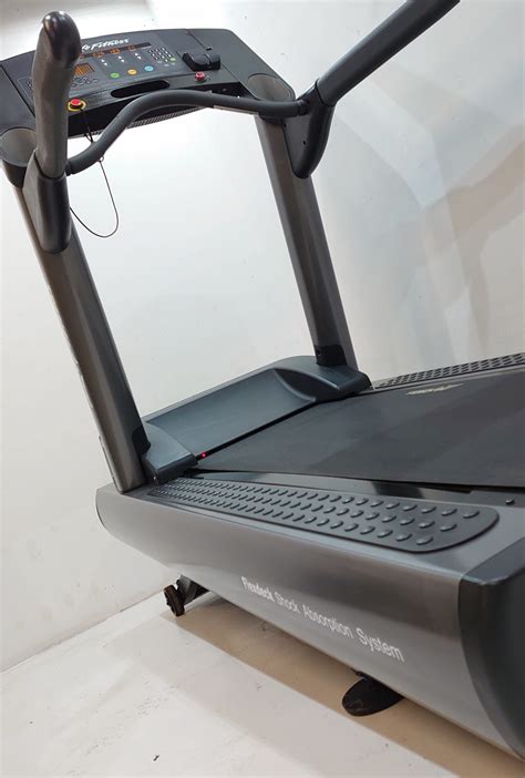Life Fitness 95ti Integrity Series Commercial Treadmill Used Gym
