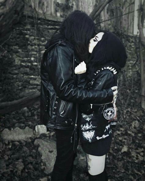 goth couple romantic goth gothic photography gothic outfits