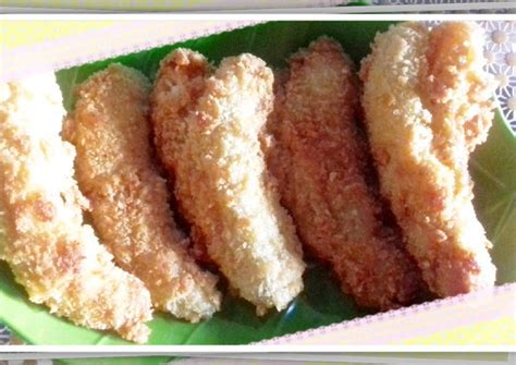Sajian jajanan ini sangat nikmat dimakan di saat turun hujan sambil ditemani secangkir kopi atau teh. Resep Pisang goreng crispy oleh hye_ril - Cookpad