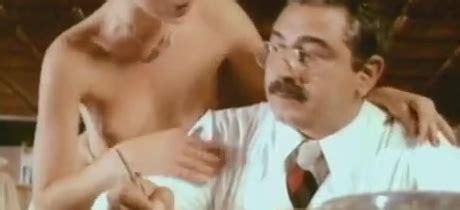 Watch Free Loretta Persichetti Full Frontal Nude Il Ginecologo Della Mutua Nude Video