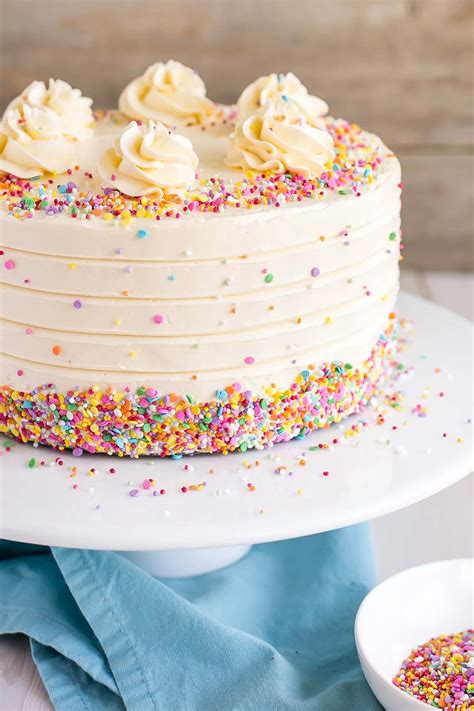 Vanilla Cake With Sprinkles