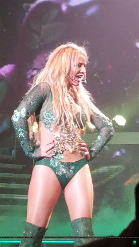 Britney Spears Performs At Piece Of Me Show In Las Vegas Gotceleb