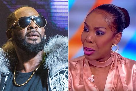 R Kelly S Ex Wife Andrea Recounts Abuse Attempting Suicide