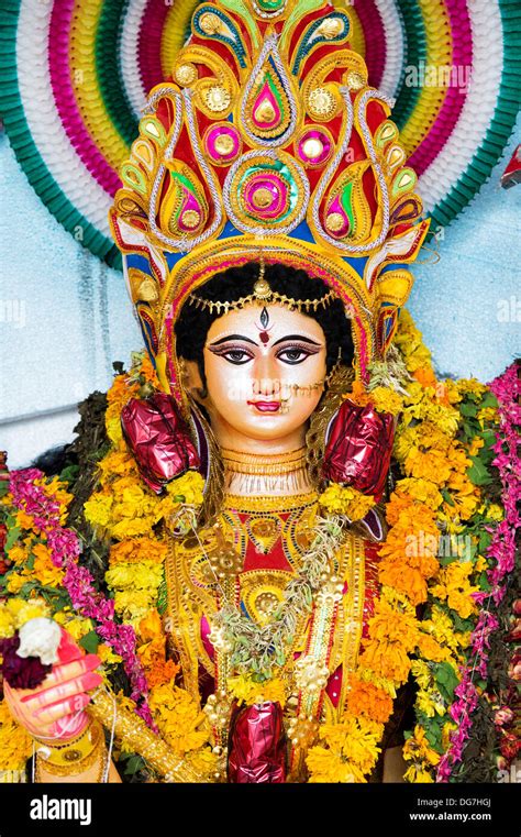 Statue Of Durga Stock Photos And Statue Of Durga Stock Images Alamy