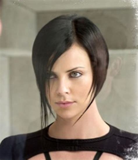 Charlize Theron Aeon Flux Hairstyle Which Haircut Suits My Face
