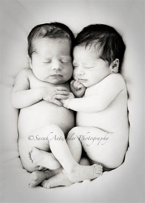 Twins Newborn Twins Newborn Poses Twin Babies Triplets Newborns