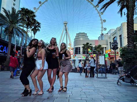 10 Tips On Booking And Traveling Las Vegas Vacations Life Simile