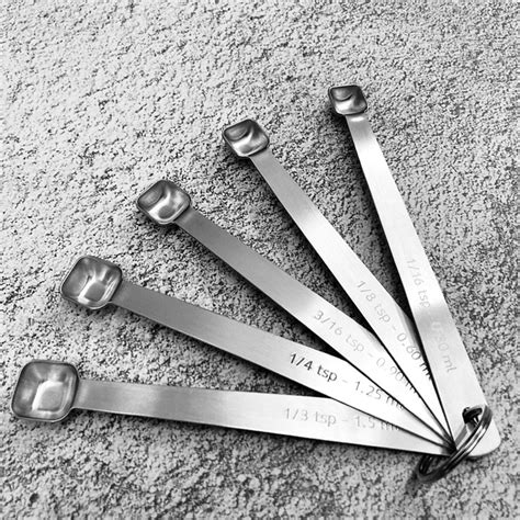 5pcsset Measuring Spoons Mini Stainless Steel Graduated Measure Scoops