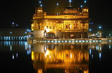 Things To See In Punjab The Golden Temple Amritsar Travel To India