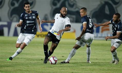 Botafogo Vence Mais Uma Com Enderson E Se Consolida No G4 Jornal O Globo