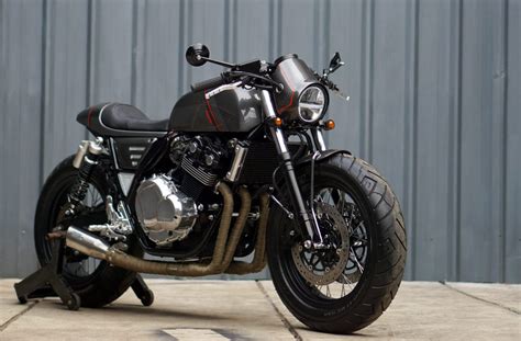 Bespoke Honda Cb400 Super Four Gets Infused With A Mesmerizing Cafe