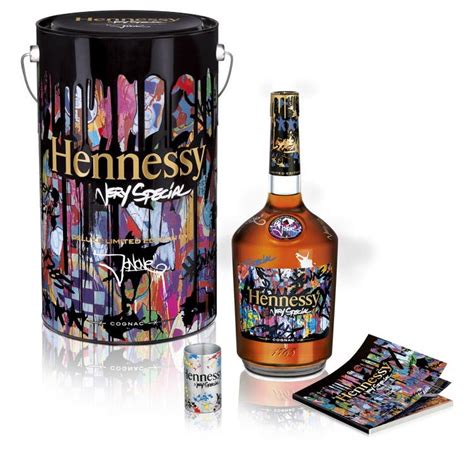 Weekend Update Street Artist Jonone Makes A Splash With Colorful New Hennessy Vs Bottle Haute
