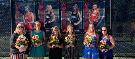 Bulldogs Tennis Honors Seniors With Victory Over Eagles The Boiling