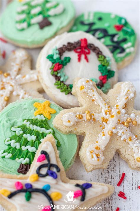 Royal icing is the gold standard in holiday cookie decorating: How to decorate sugar cookies without fancy equipment 72 ...