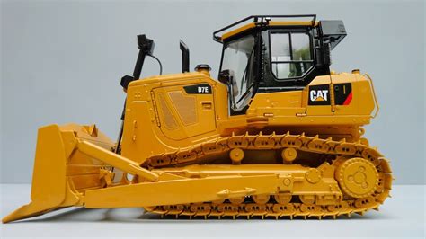 Ccm Caterpillar D7e Track Type Tractor By Cranes Etc Tv Youtube