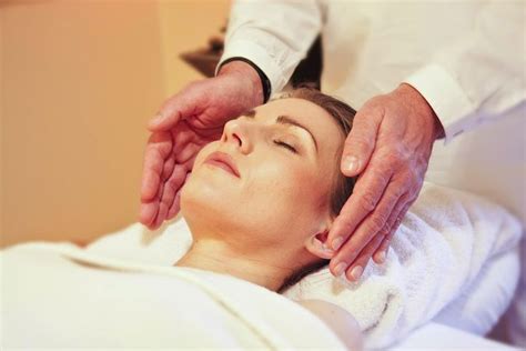 Sports And Spas The Benefits Of An Indian Head Massage