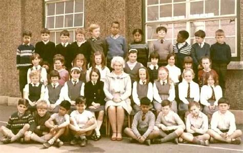 English Primary Schools School Uniform Chronology 1960s