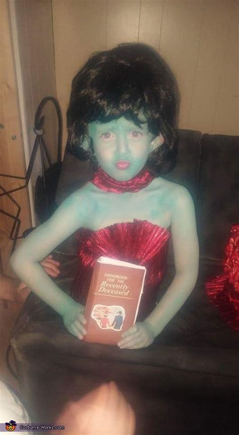 I was the magician's assistant and i knew his main secret. Beetlejuice Magicians Assistant Illusion Halloween Costume ...