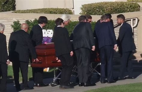 Friends Stars Attend Matthew Perrys Funeral In La Us Media Reports