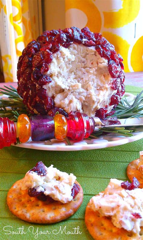 25 Most Delicious Christmas Cheese Balls Appetizers You