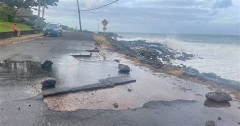 Storm Surge Water Main Breaks Crashes Snarl Traffic All Around Hawaii Flipboard