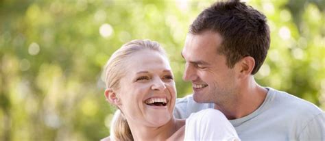 10 Benefits Of Couples Laughing Together In Relationships