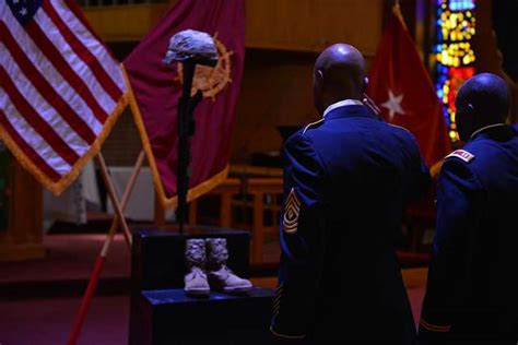 Us Army Soldiers Salute The Battlefield Cross During Picryl Public