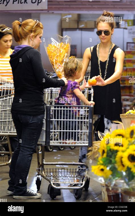 Jessica Alba Takes Her Daughter Honor Marie To Whole Foods In Beverly Hills Shopping For