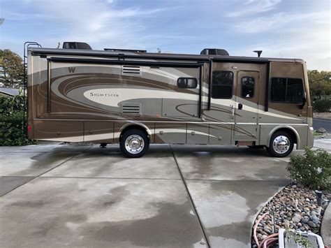 2014 Winnebago Sightseer 30a Class A Gas Rv For Sale By Owner In