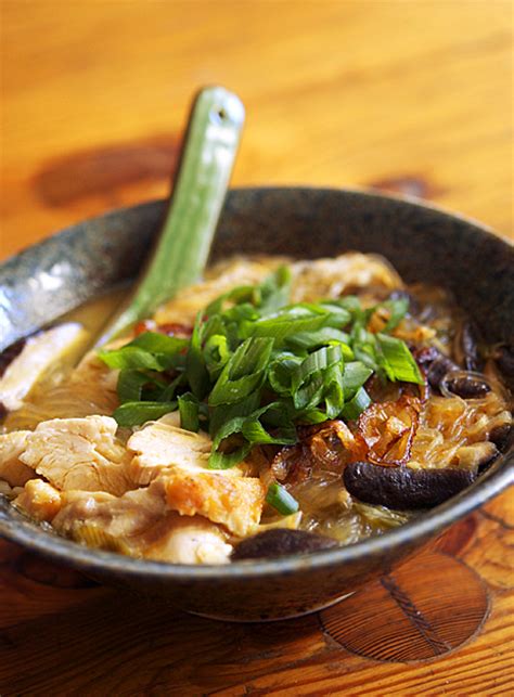 Some recipes use chinese black vinegar or rice vinegar, but i honestly think white vinegar gives the cleanest flavour. Hot and Sour Chicken Noodle Soup — Appetite for China