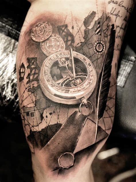 Sonya Topic Compass Tattoo On Bicep