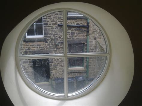 Capture as little or as much breeze as you like (and all of the view!) with a bank of 5 casements. Casement Window Replacement - YourSashWindows.com