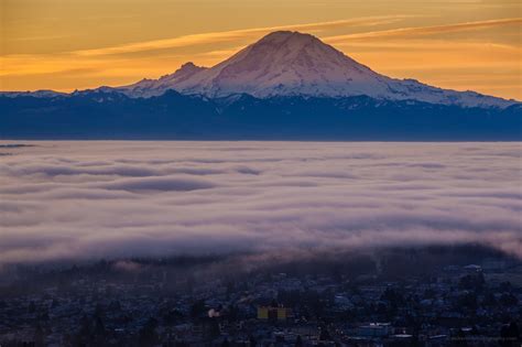 Mount Rainier Photography Sunrise Light From Seattle