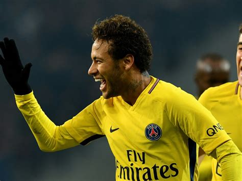 Psg seite auf flashscore.at bietet livescore, ergebnisse, tabellen und details. PSG siegt weiter - Draxler nicht einmal im Kader