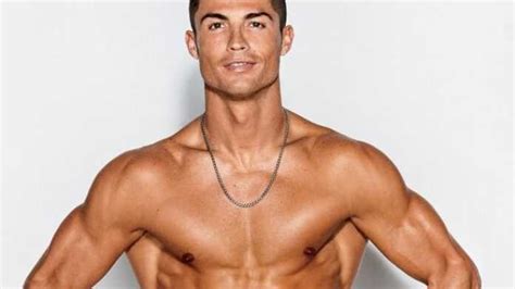 Muscles Saillants Ces Secrets De Cristiano Ronaldo Qui Ont Fuité