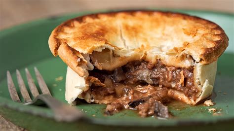 No Question These Are Australias 12 Best Meat Pies Wotif Insider