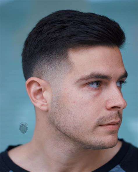 Short hair style men without beard
