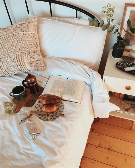 Cosy Autumn Mornings With Breakfast In Bed In Organic And Fairtrade