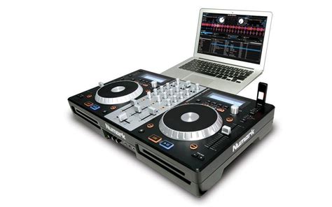 A rugged and durable controller that is an excellent alternative to running a full pioneer club setup. Top 10 Best DJ Mixing Controllers for Beginners 2018-2019
