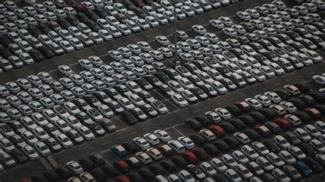 Autofile News Value Of Vehicle Imports Tumbles