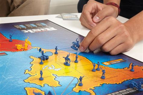 Risk Game Of Global Domination Board Games Amazon Canada