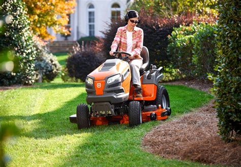 Best Lawn Tractor Reviews In 2019 Gardening Power Tools