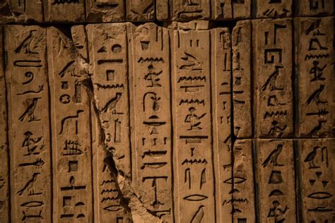 what were hieroglyphs the egyptian words of the gods and what did they mean